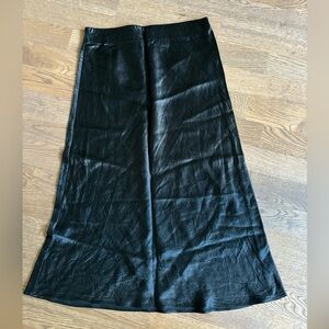 Aritzia Babaton Slip Satin Midi Skirt